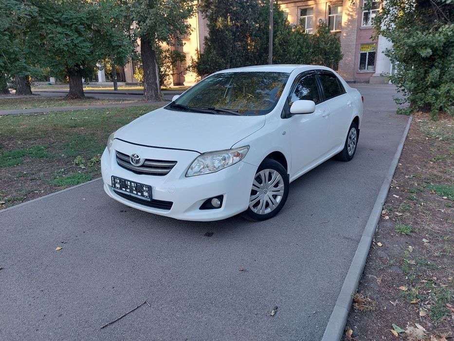 Тойота корола 2009год 1.6 АВТОМАТ