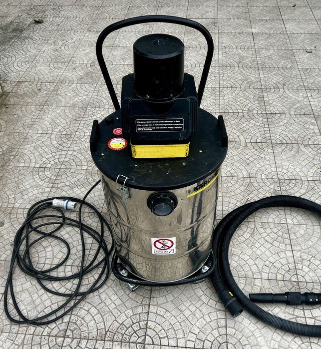 Aspirador po e agua industrial Karcher NT 80/1