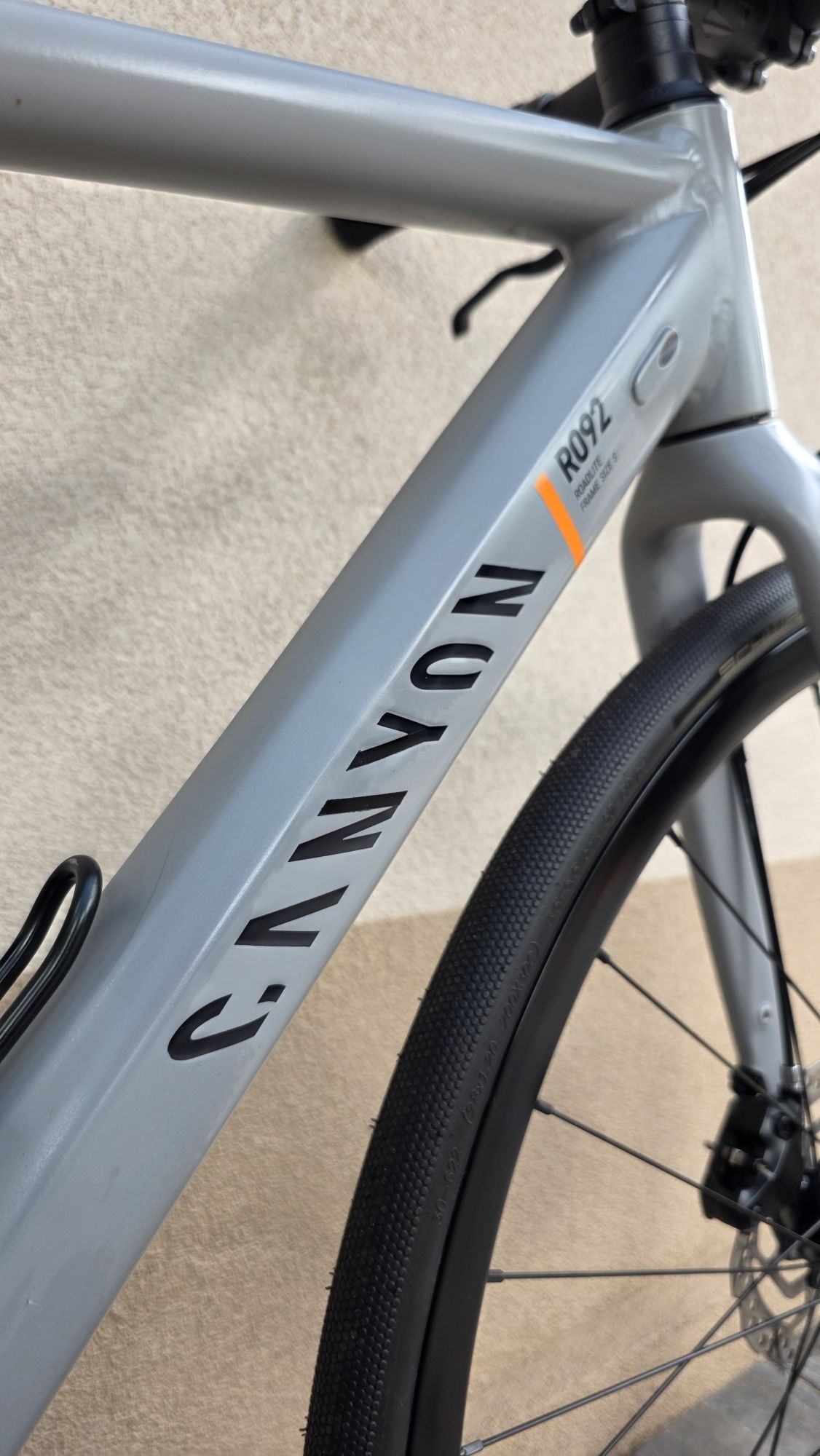 Canyon Road Lite,48 cm,koła 28 cali,hydraulika,1x11 Shimano Deore