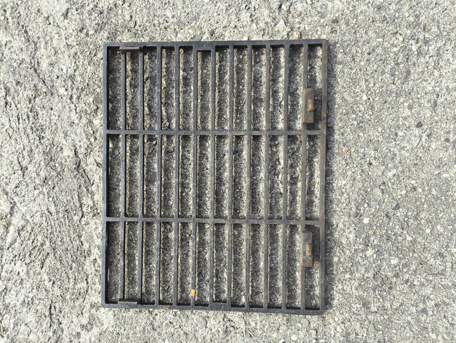 Solidna kratka żeliwna/ruszt do grilla