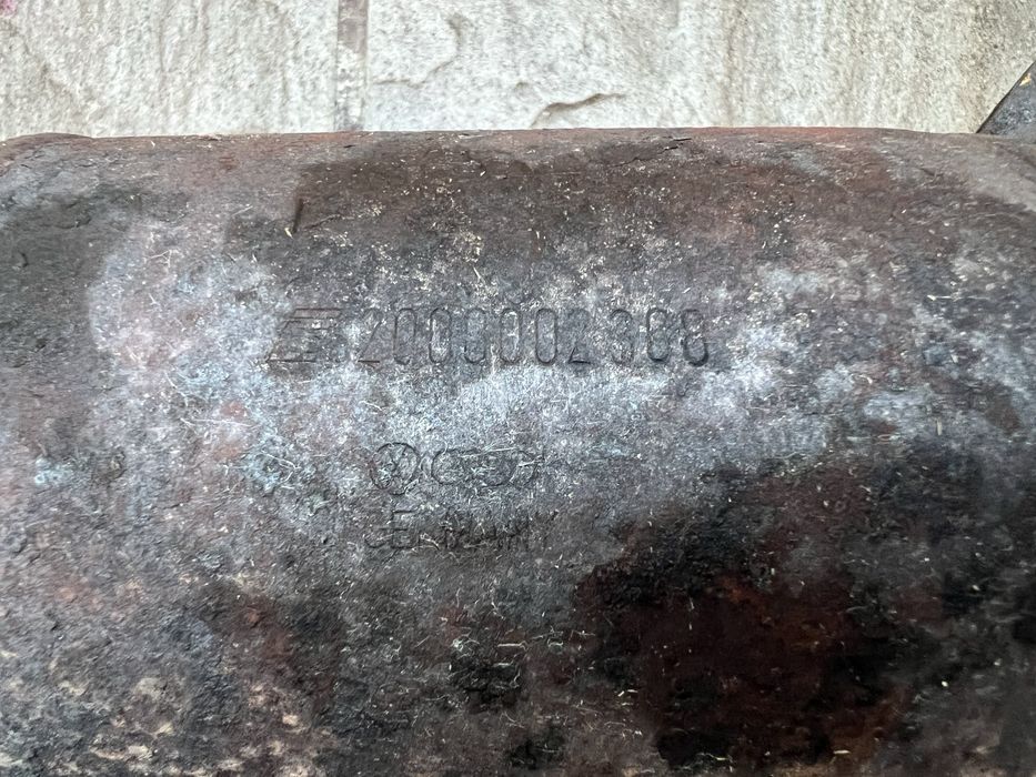 Oryginalny katalizator VW Audi Skoda 1J0 178 LA GE 1.8T AUQ 180km