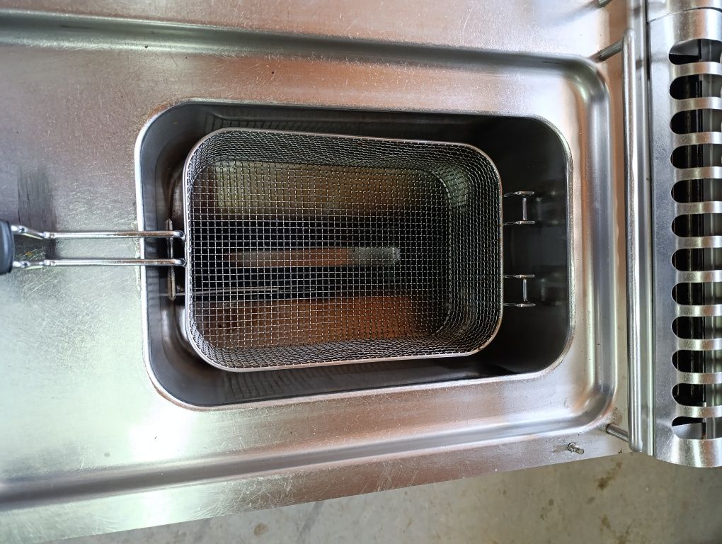 Фритюр газовий. Фритюрниця. Газова. Zanussi. 30 л