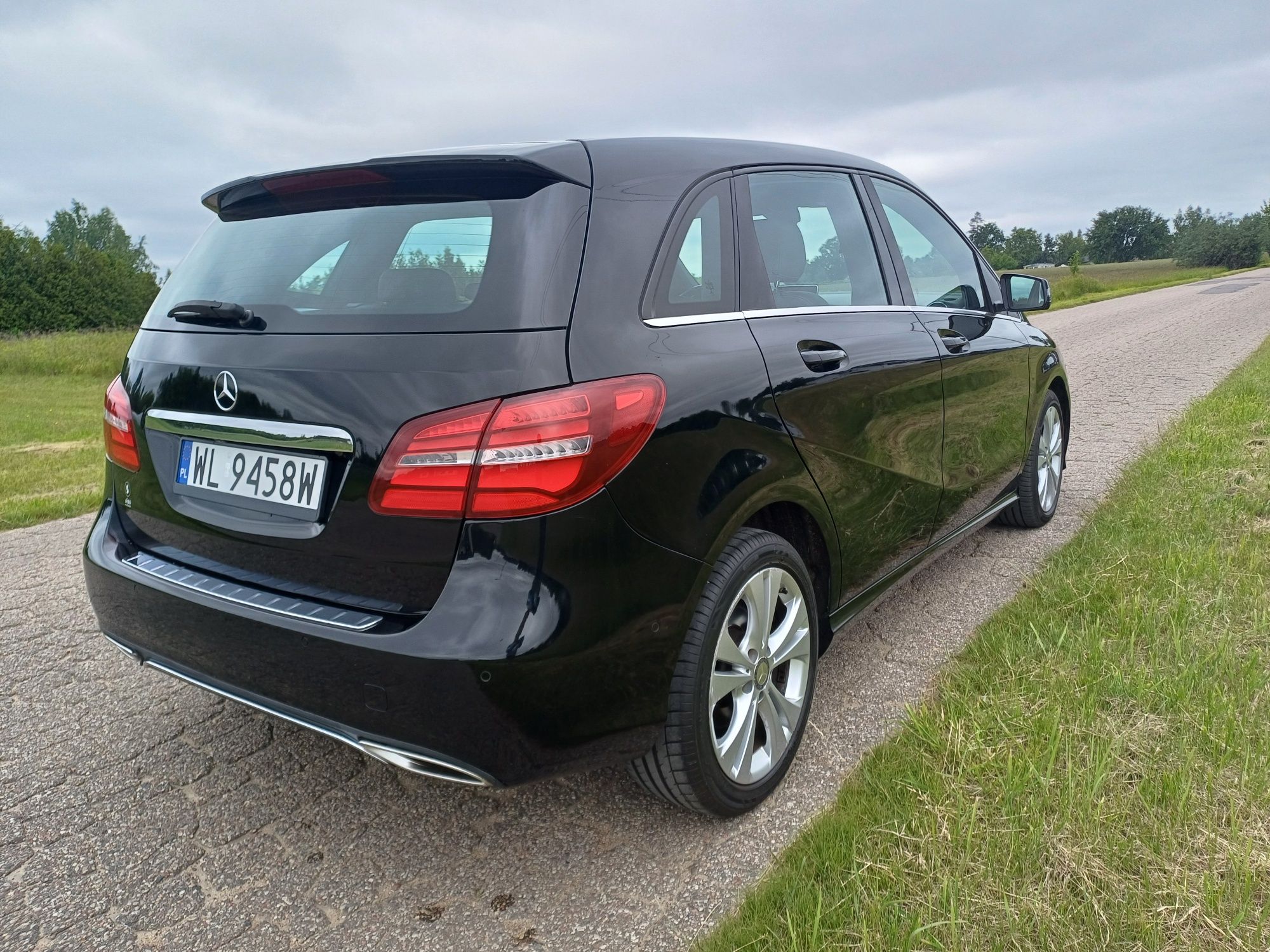 Mercedes B W180 Navi Skóra wersja  Urban Automat Zrejestrowany
