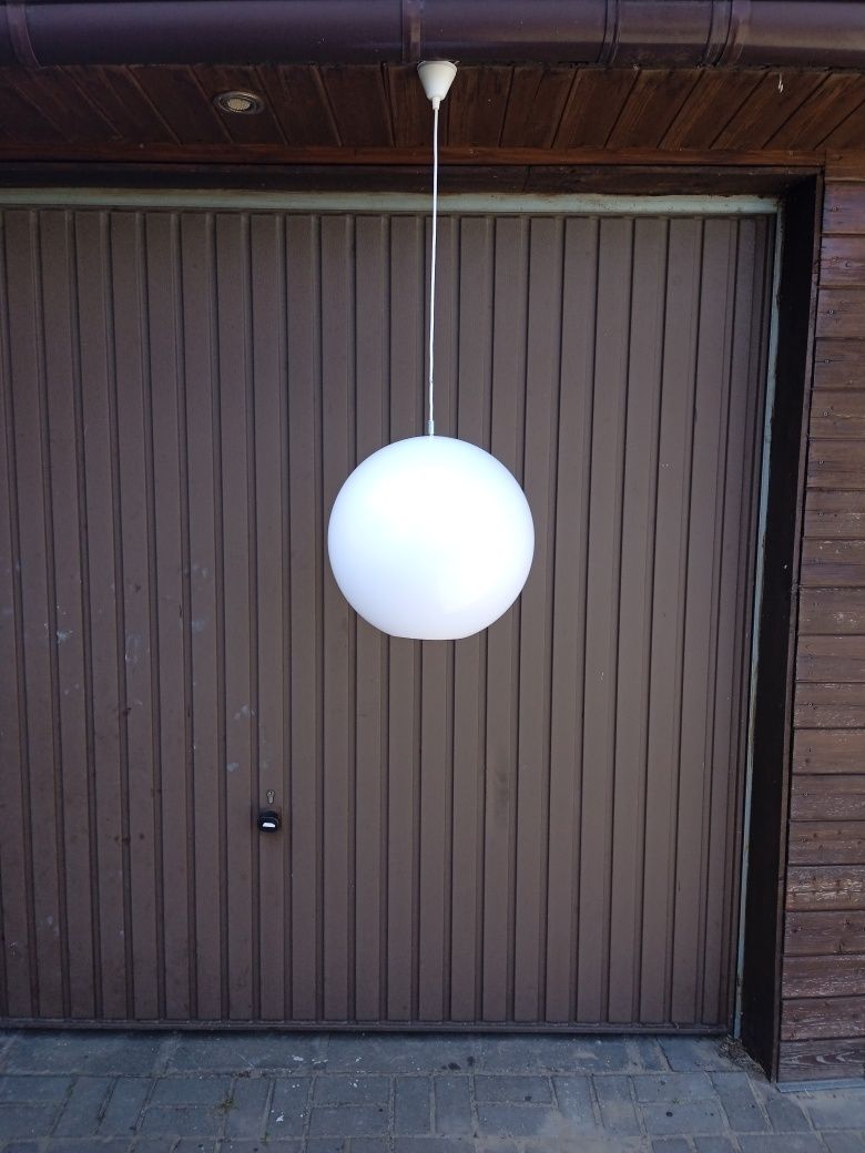 Lampa wisząca biała kula 20cm