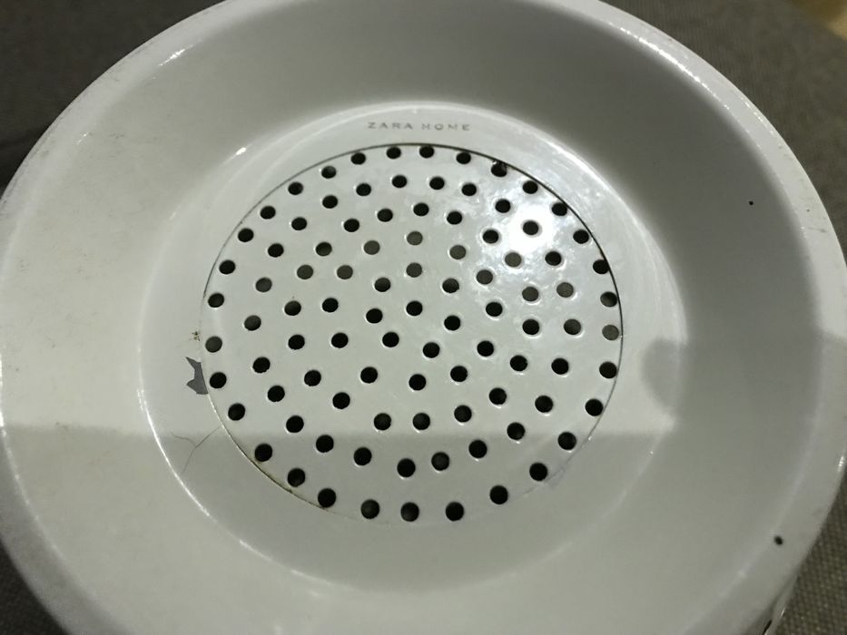ZARA HOME - Coador / tigela / leiteira / pratos desde...