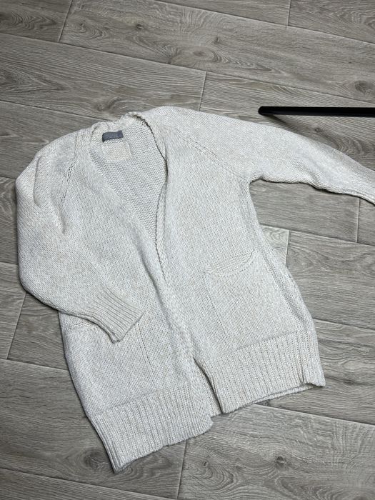 Білий теплий кардіган