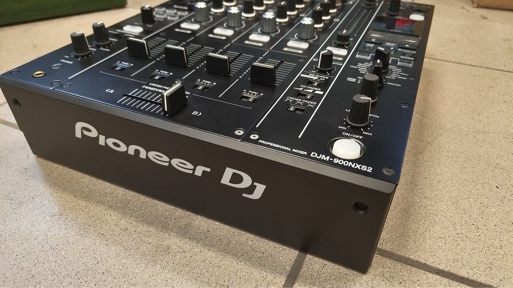 Pioneer DJ DJM-900nxs2