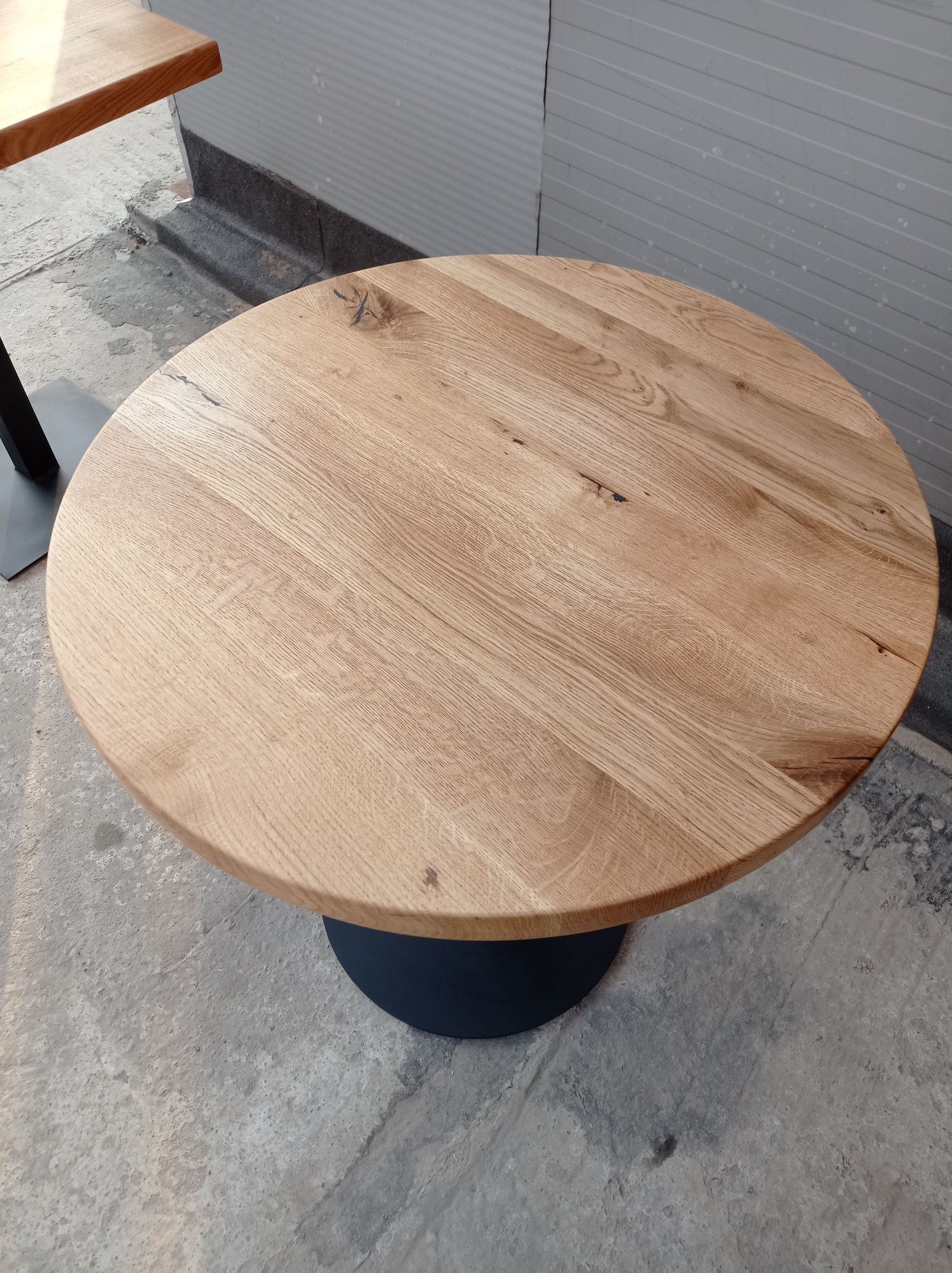 Стіл круглий, столик для кафе, круглий стіл, стіл дубовий