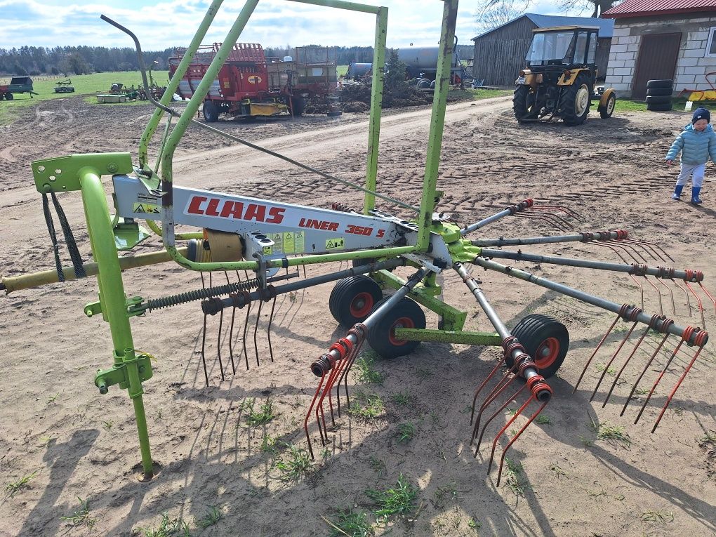 Zgrabiarka karuzelowa kuhn 421 fella  pottinger claas liner krone