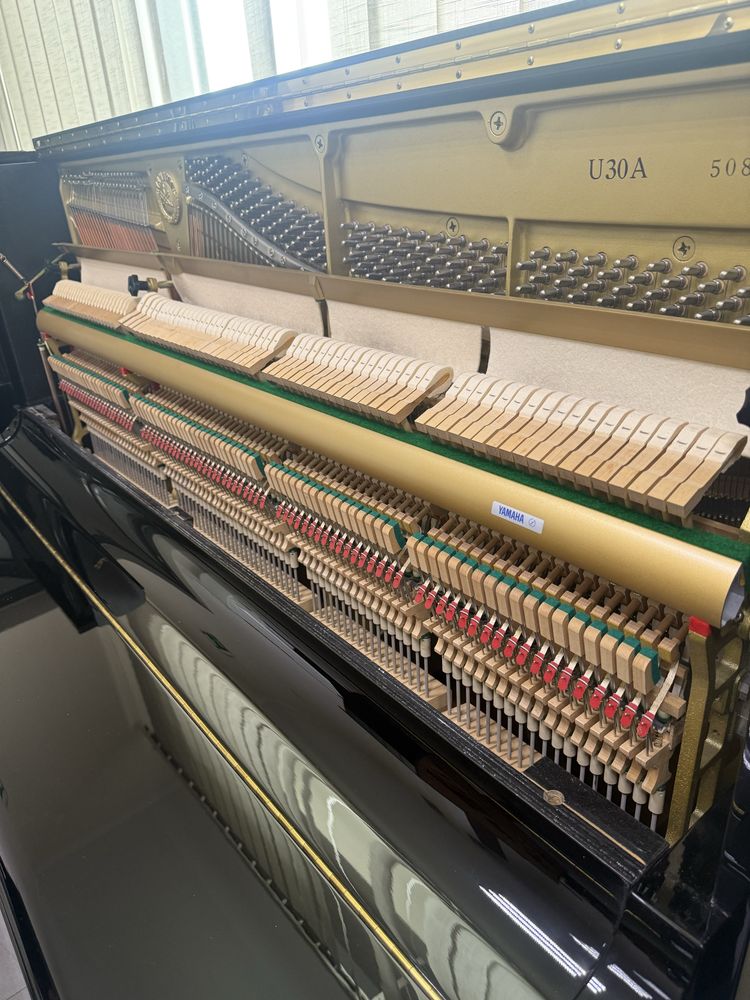 Pianino koncertowe Yamaha U30A - U3 bardzo młode najlepsze
