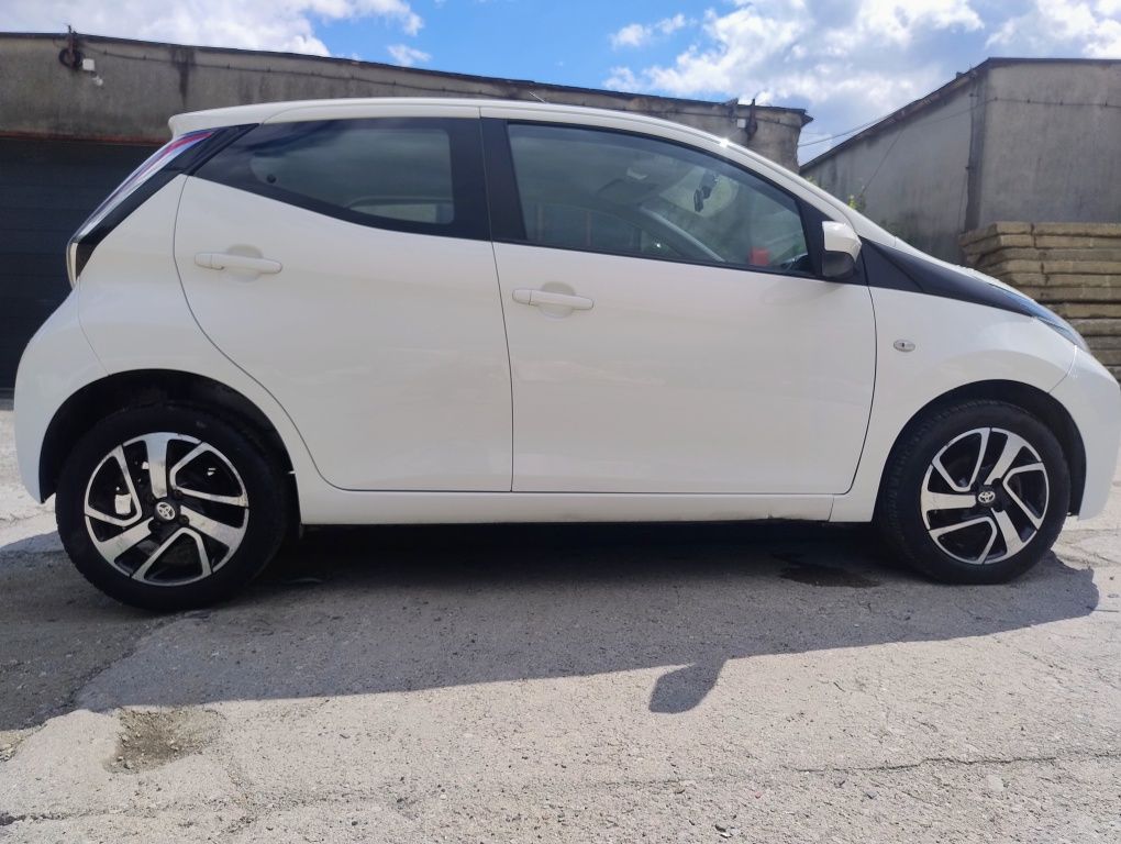 Piękna Toyota Aygo, klima, mały przebieg!