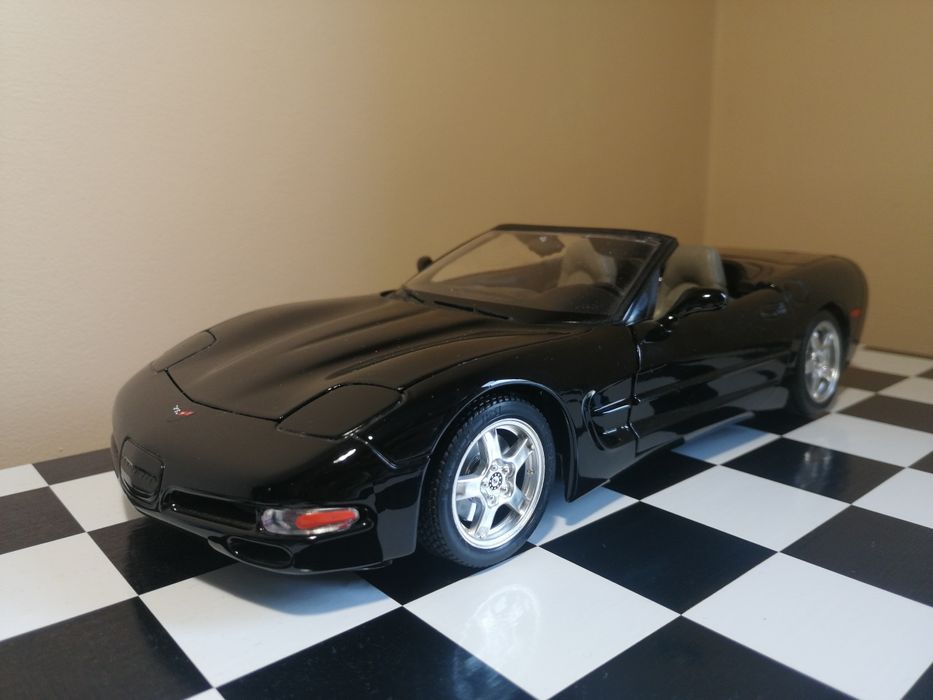 Chevrolet Corvette C5 1997r. 1:18 bburago