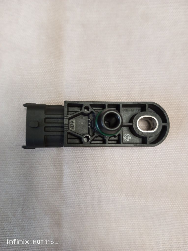 Датчик абсолютного тиску (MAP sensor) 0281002958 Bosch