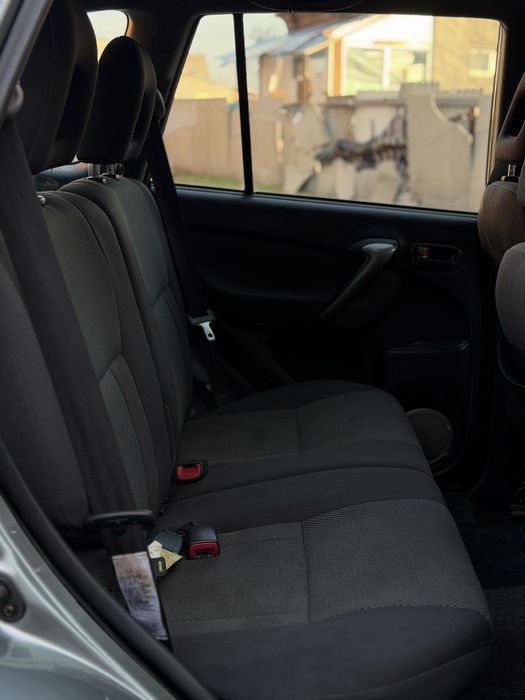 Toyota RAV четыре полный привод