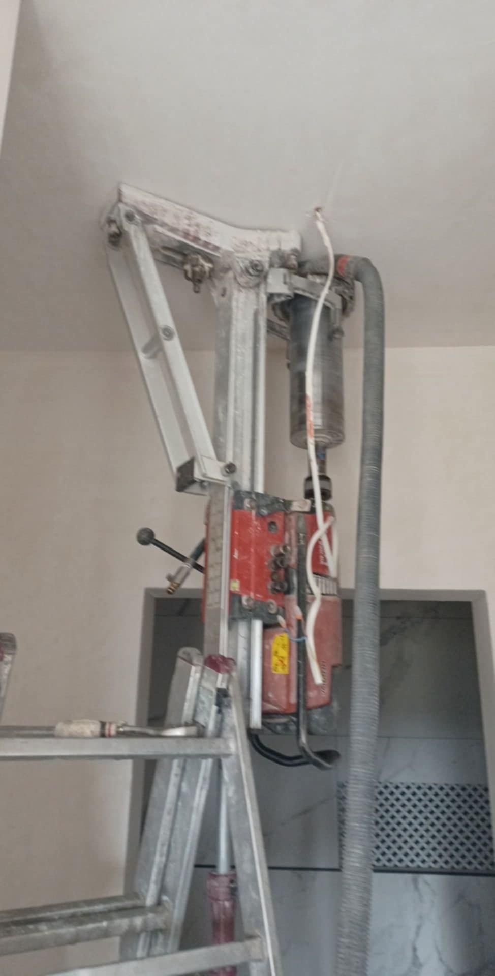 Wiercenie otworów, przewierty w betonie,ciecie betonu, wiertnica,hilti