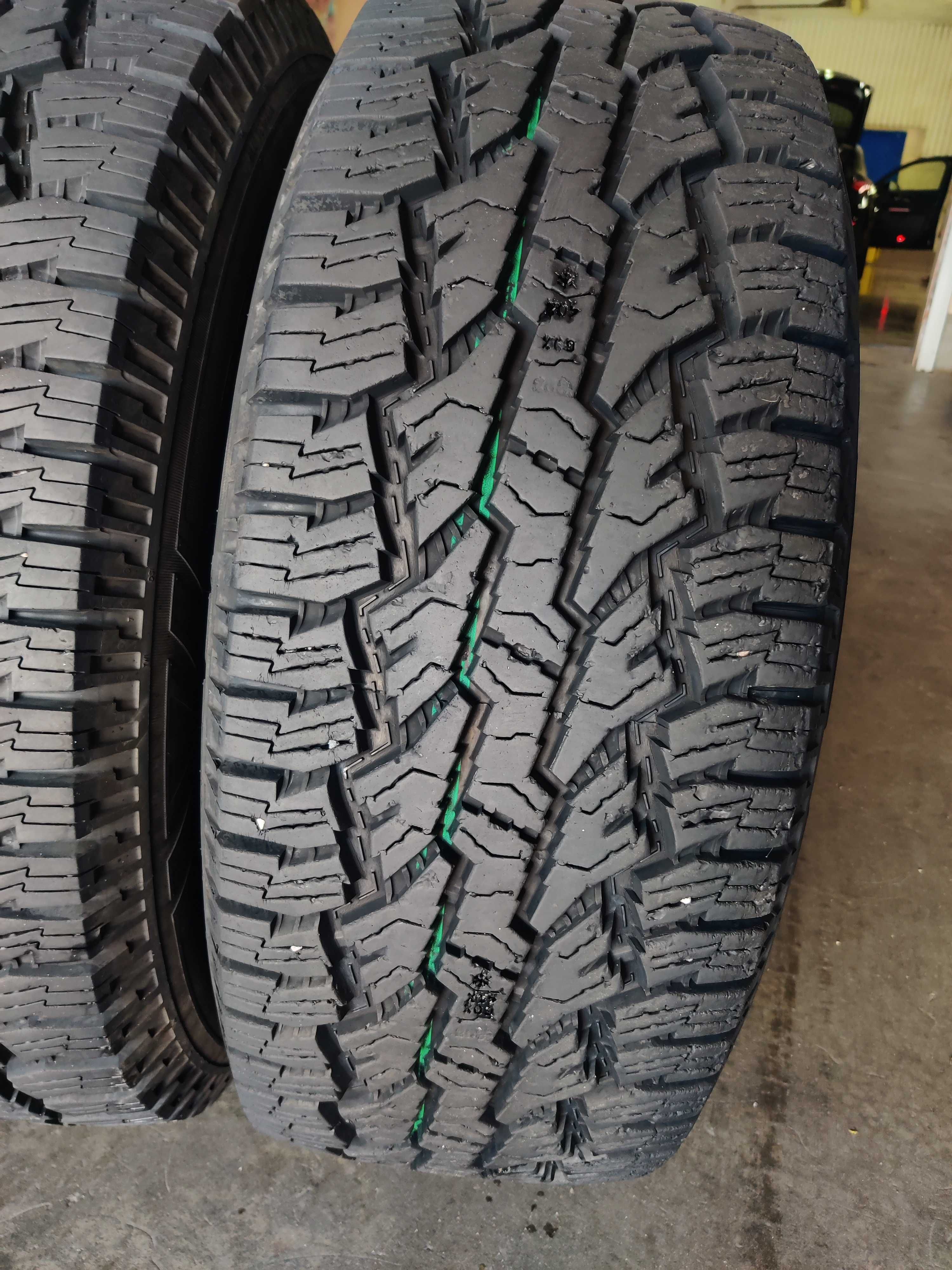 R17 315 70 шини всесезонні Nokian Rotiiva AT Plus