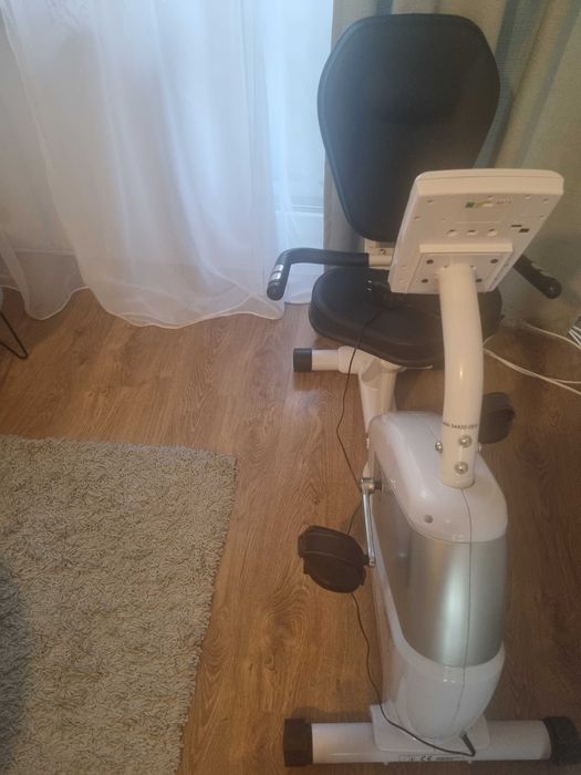 Rower stacjonarny leżący