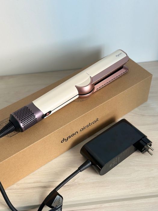 Dyson Airstrait / Дайсон еірстрейт 2025