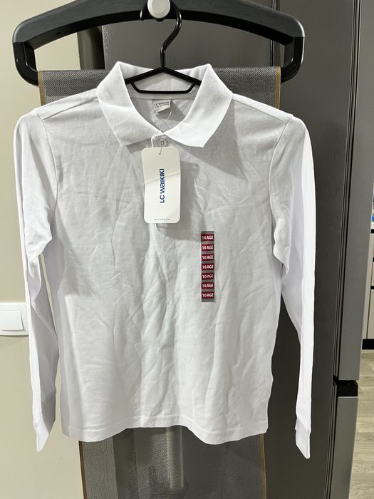 Поло біле з довгим рукавом, 146