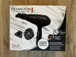 Nowa suszarka Remington Silk AC9095