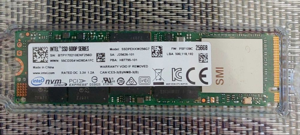 2x ssd 256gb e caixa nvme