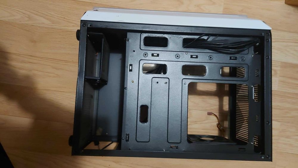 Obudowa Aerocool Bionic RGB (ACCM-PV34113.21)