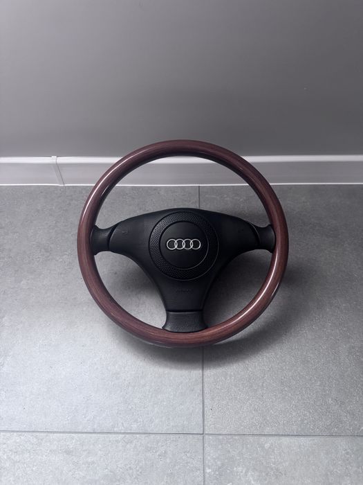 Kierownica drewno drewniana  z poduszka Audi A4 B5 lift A6 C5 A8 D2