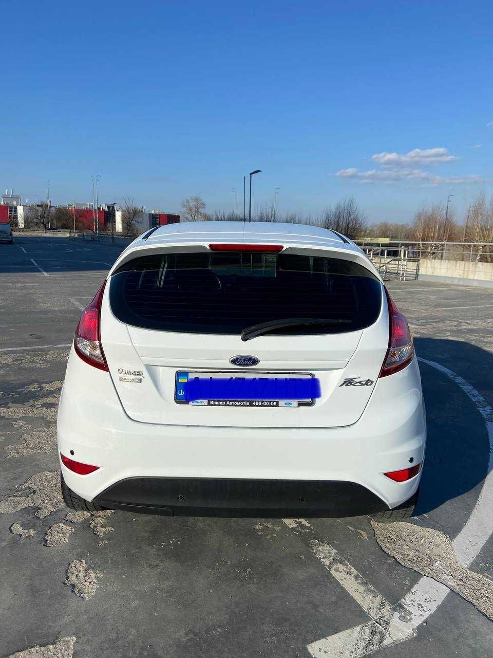 Продам автомобіль Ford, Fiesta, 1.0 ecoboost, 2015 року