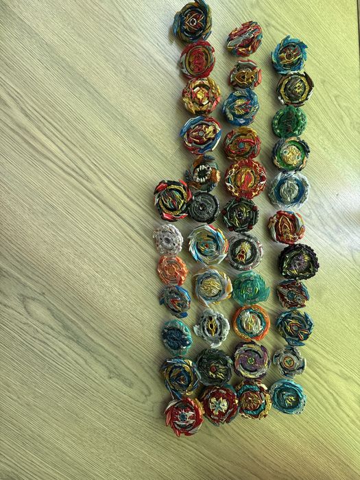 Takara tomy бейблейди