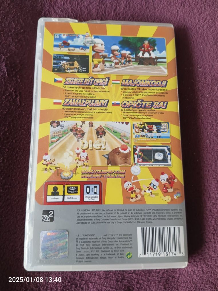 Pudełko od gry Ape Academy na konsolę PSP