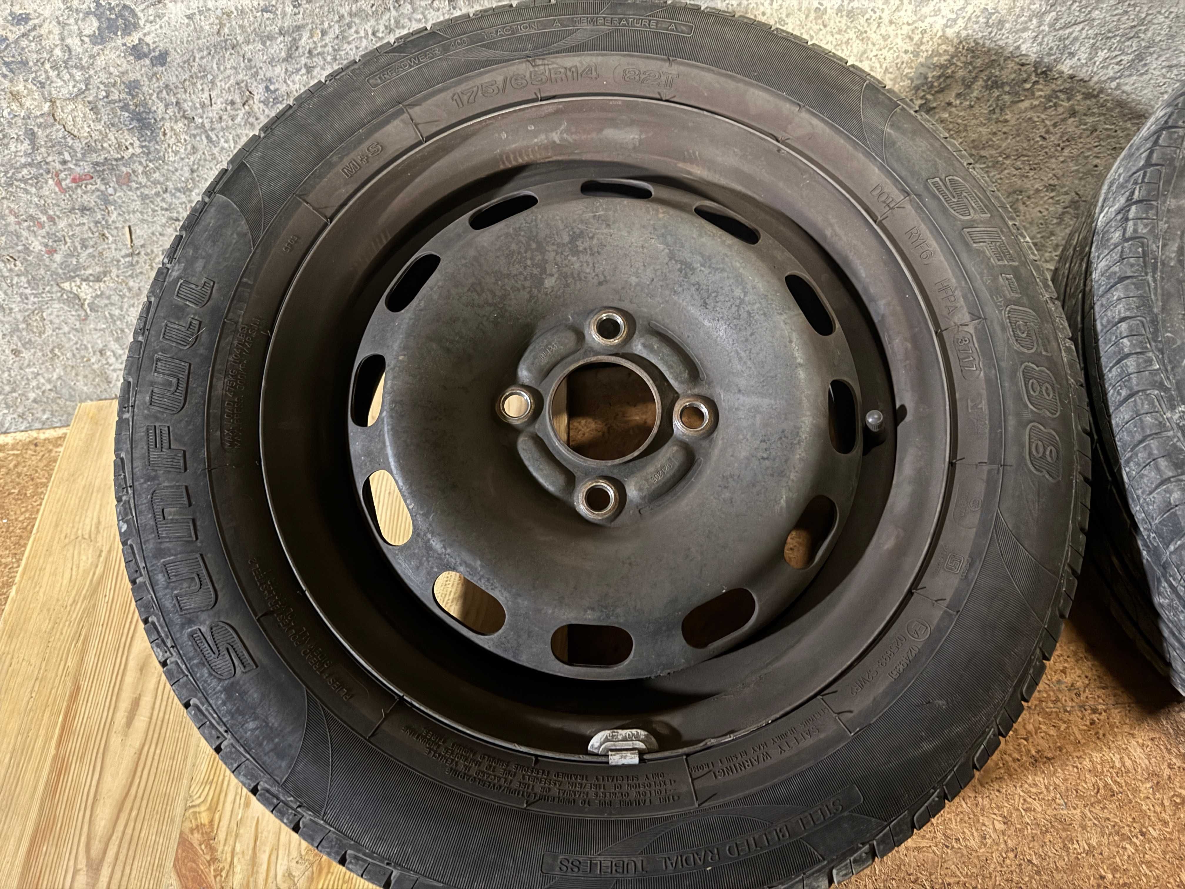 Koła opony letnie na stalowych felgach 175/65 R14 4x108 dobry stan