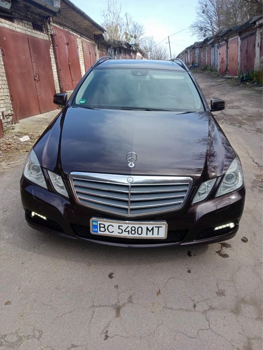 Мерседес w212 е220