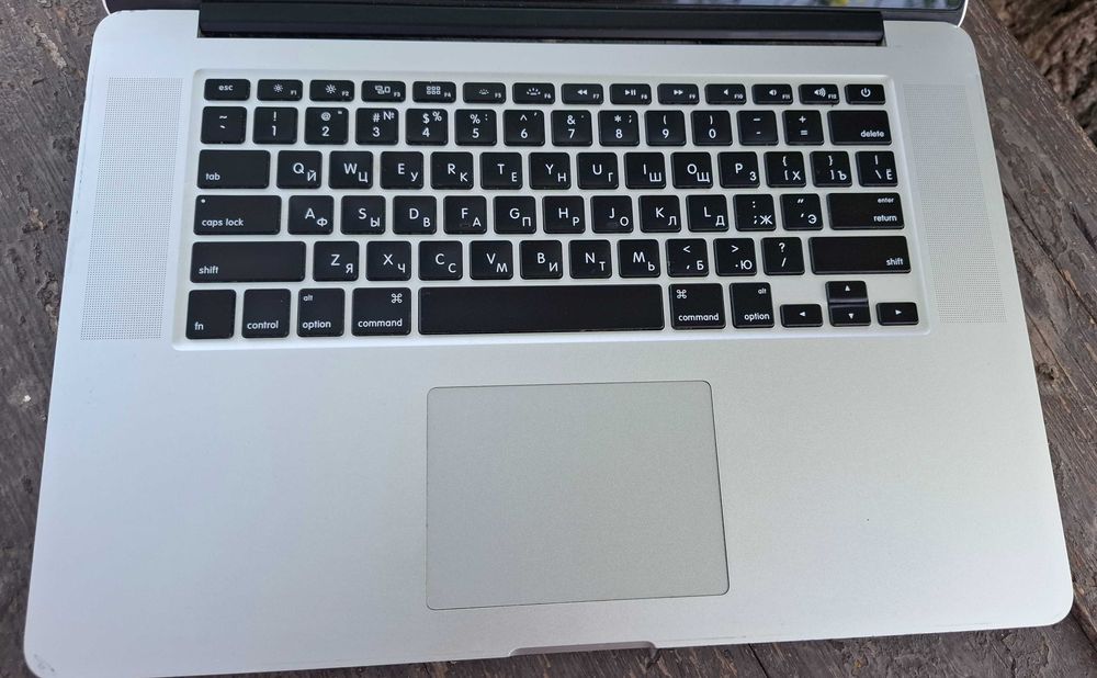 MacBook Pro 15" (Mid 2014) • i7 • 16 ГБ ОЗП