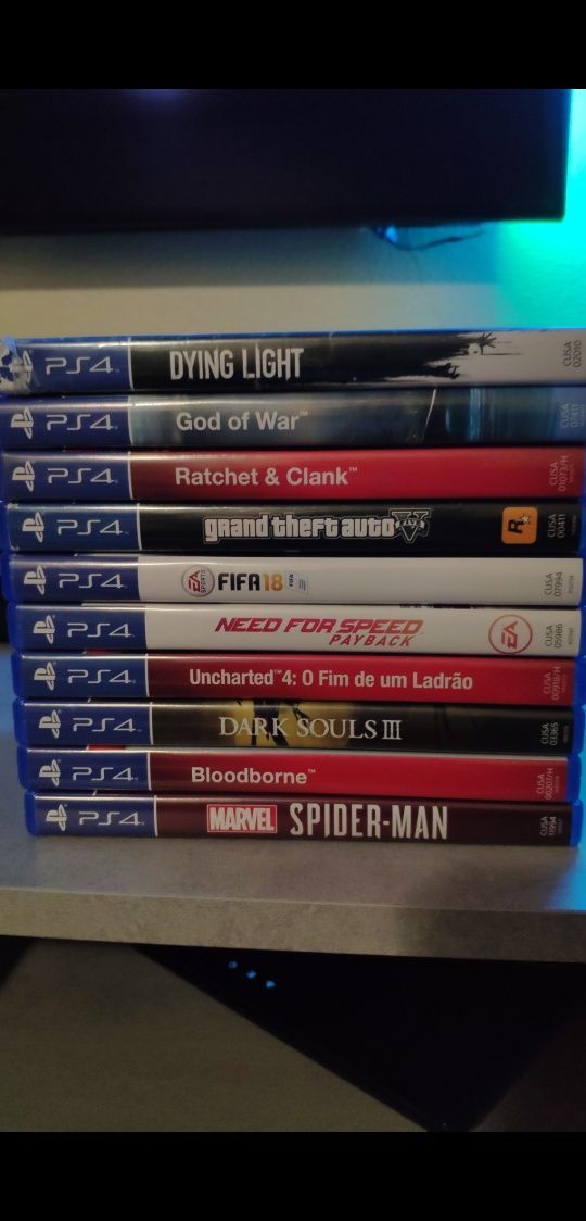 Segue para venda vários jogos para ps4