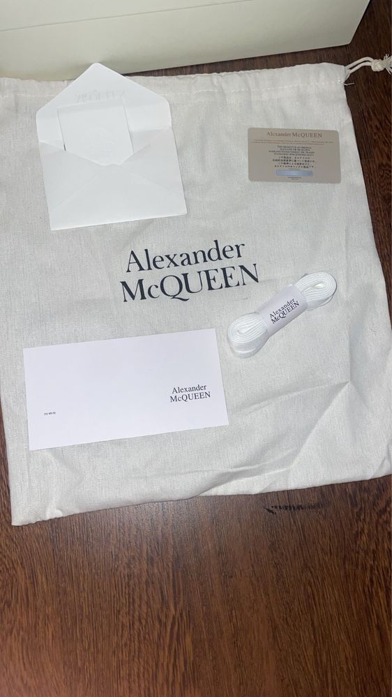 Alexander McQueen autenticas