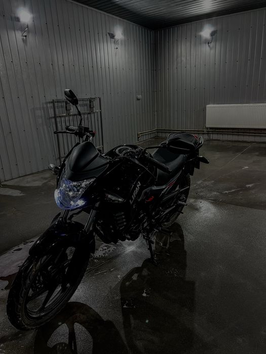 Продам Lifan Kp 200.