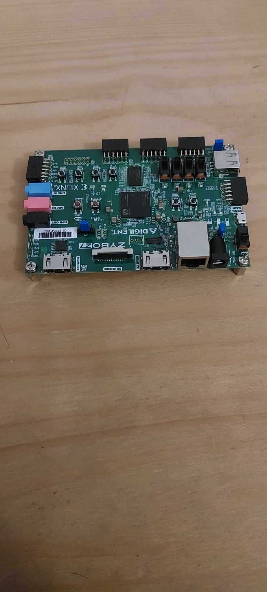 FPGA ZYBO Z7-10 development board