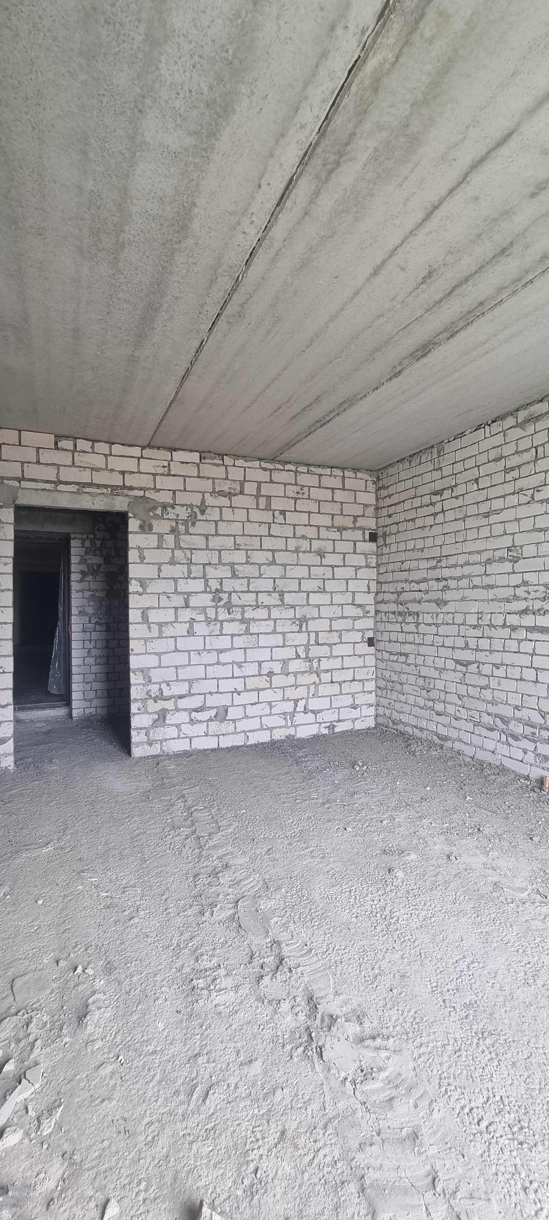 Продам 1 к. квартиру ЖК Рогатинский строительное состояние новострой