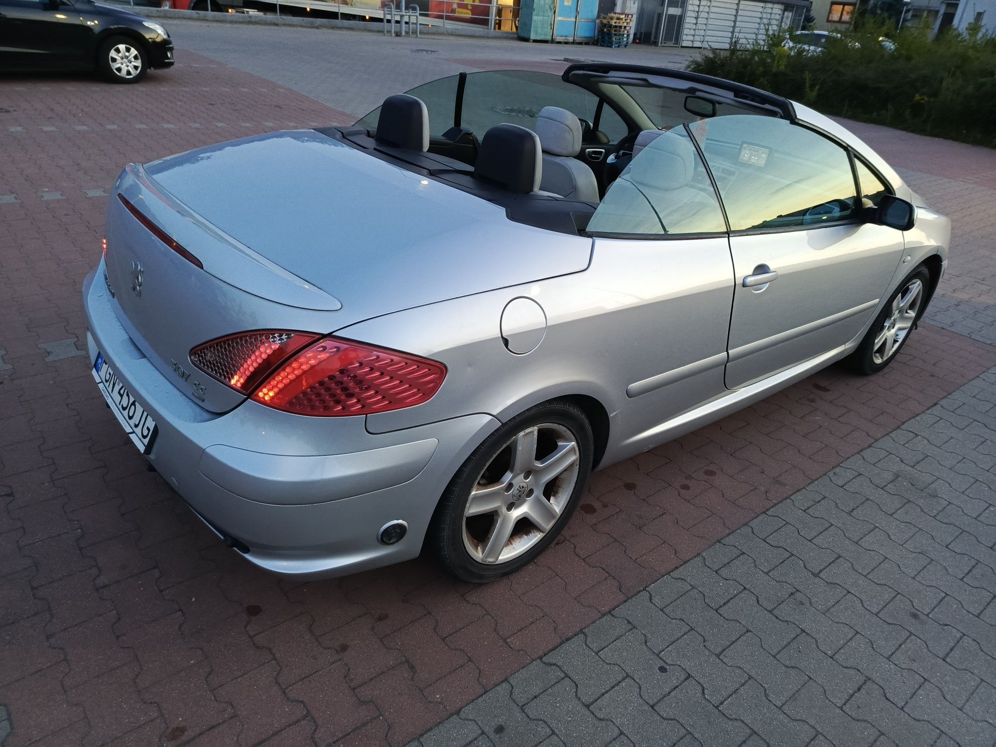 Peugeot 307 CC  2.0 B+ Gaz 2004r
