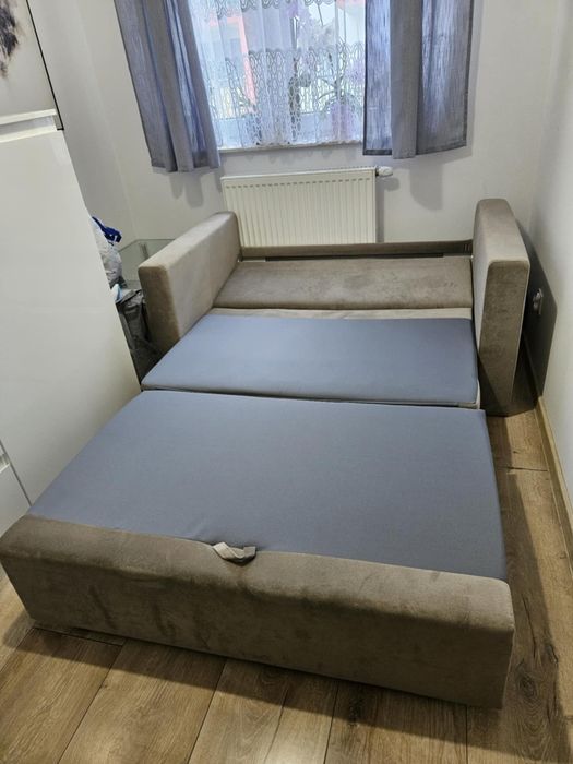Sofa dwuosobowa rozkładana