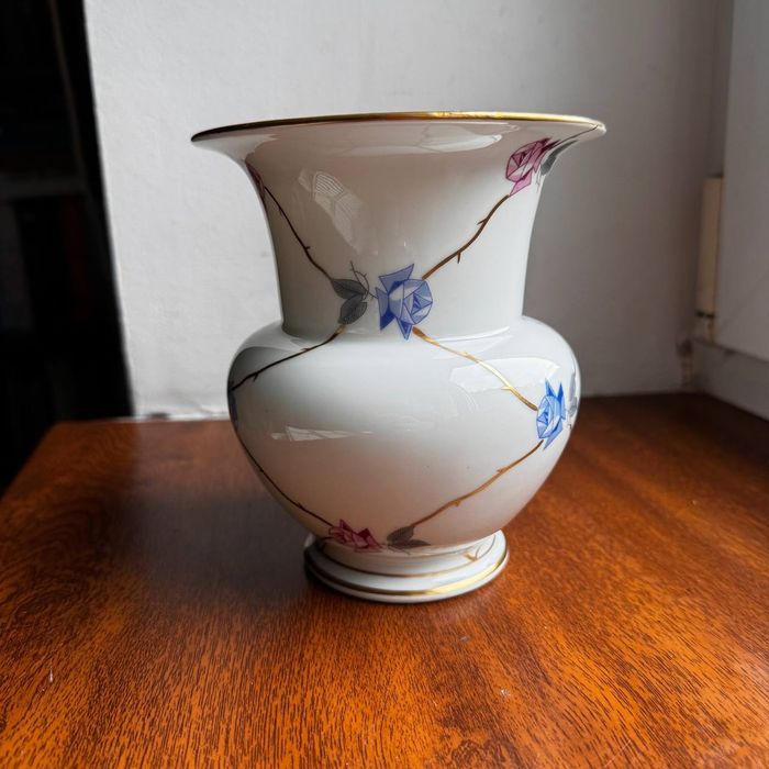 Wazon Carl Teich Różyczki Porcelana lata 30 te