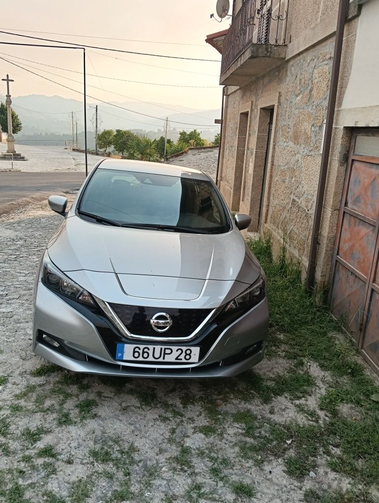 Vendo Nissan Leaf