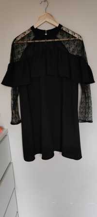 Czarna krótka sukienka Reserved