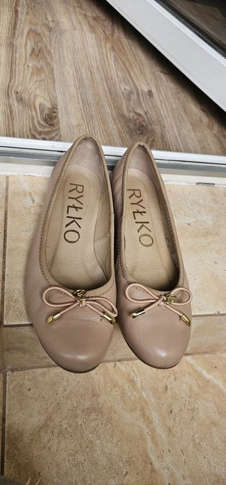 Ryłko damskie baleriny skórzane rozmiar 36½ wkładka 23,5cm używane