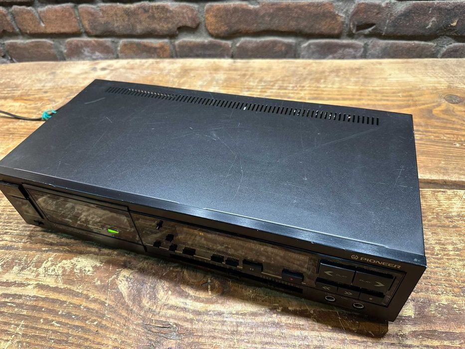 Magnetofon Pioneer CT-1070 R