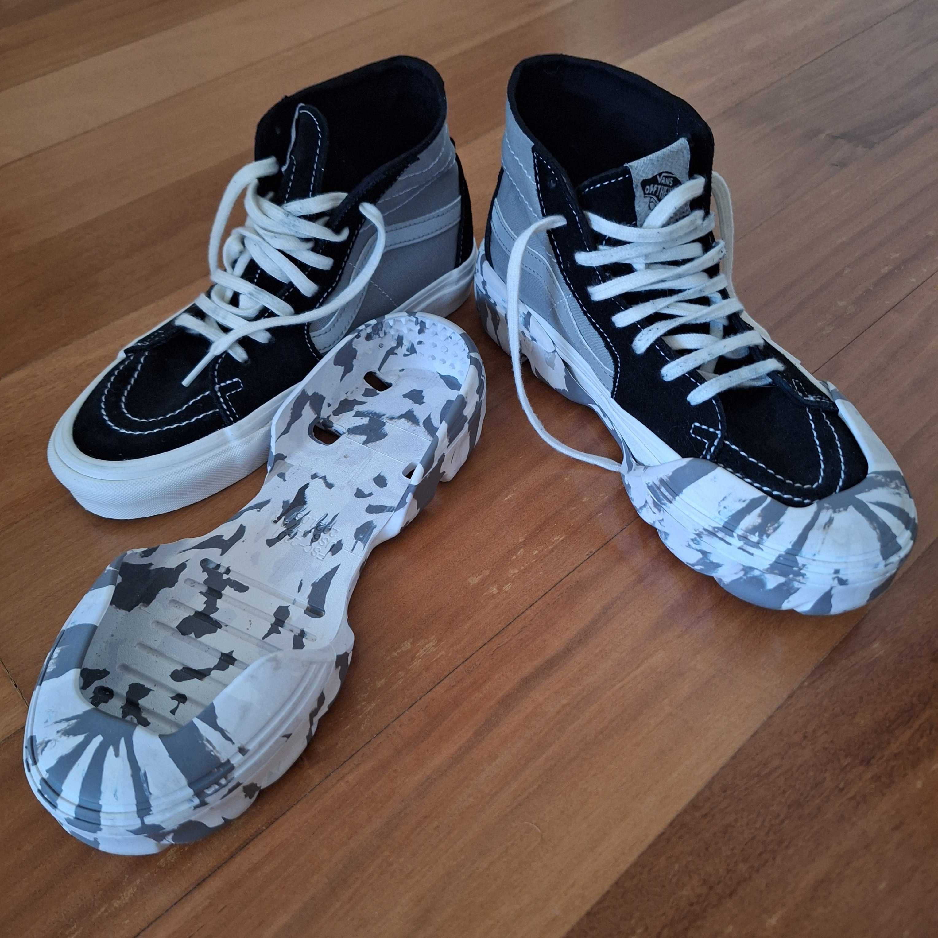 Calçado - sapatinhas marca Vans