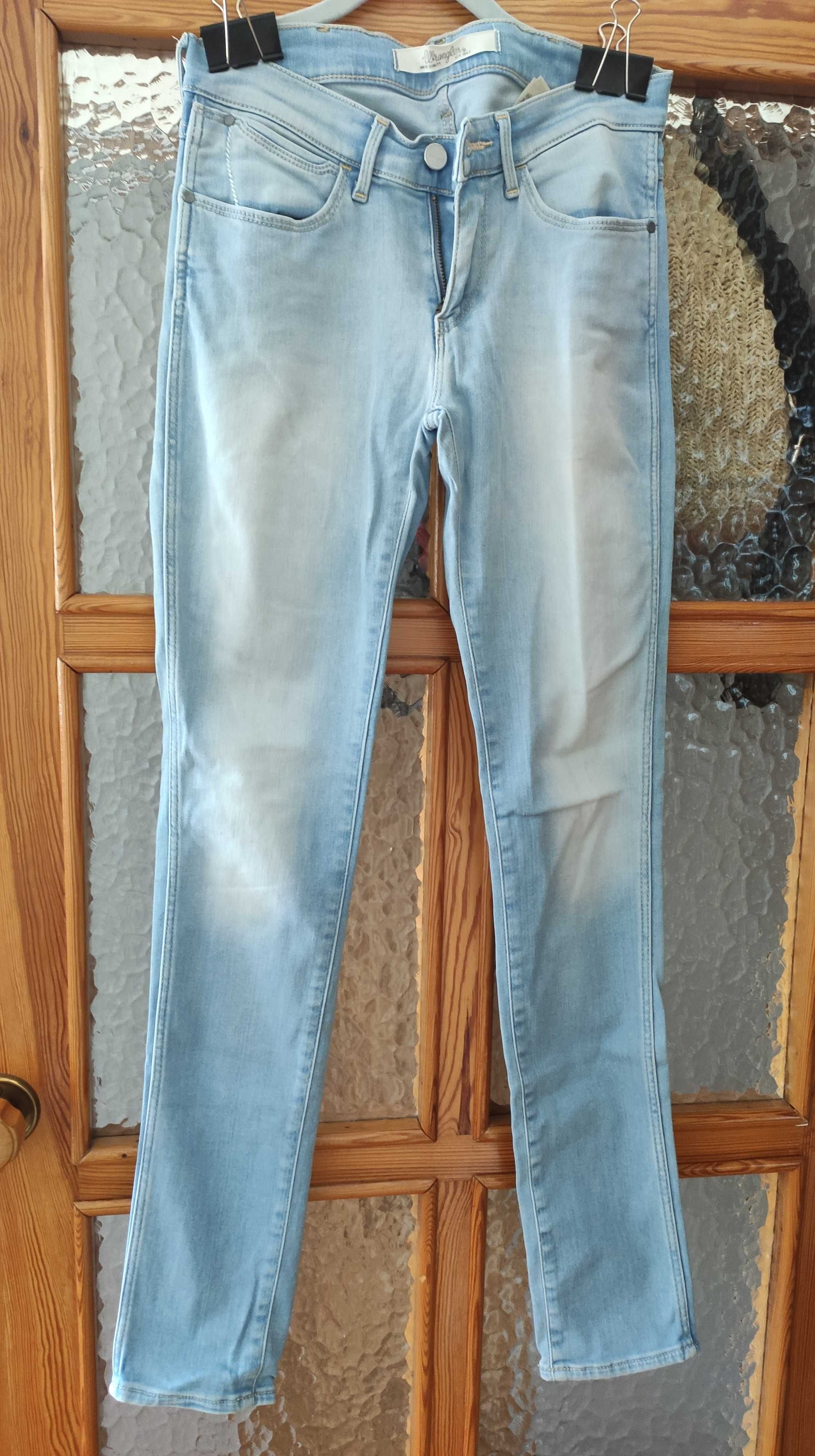 Wrangler jeansy Blue Corynn damskie W26 L30 nowe