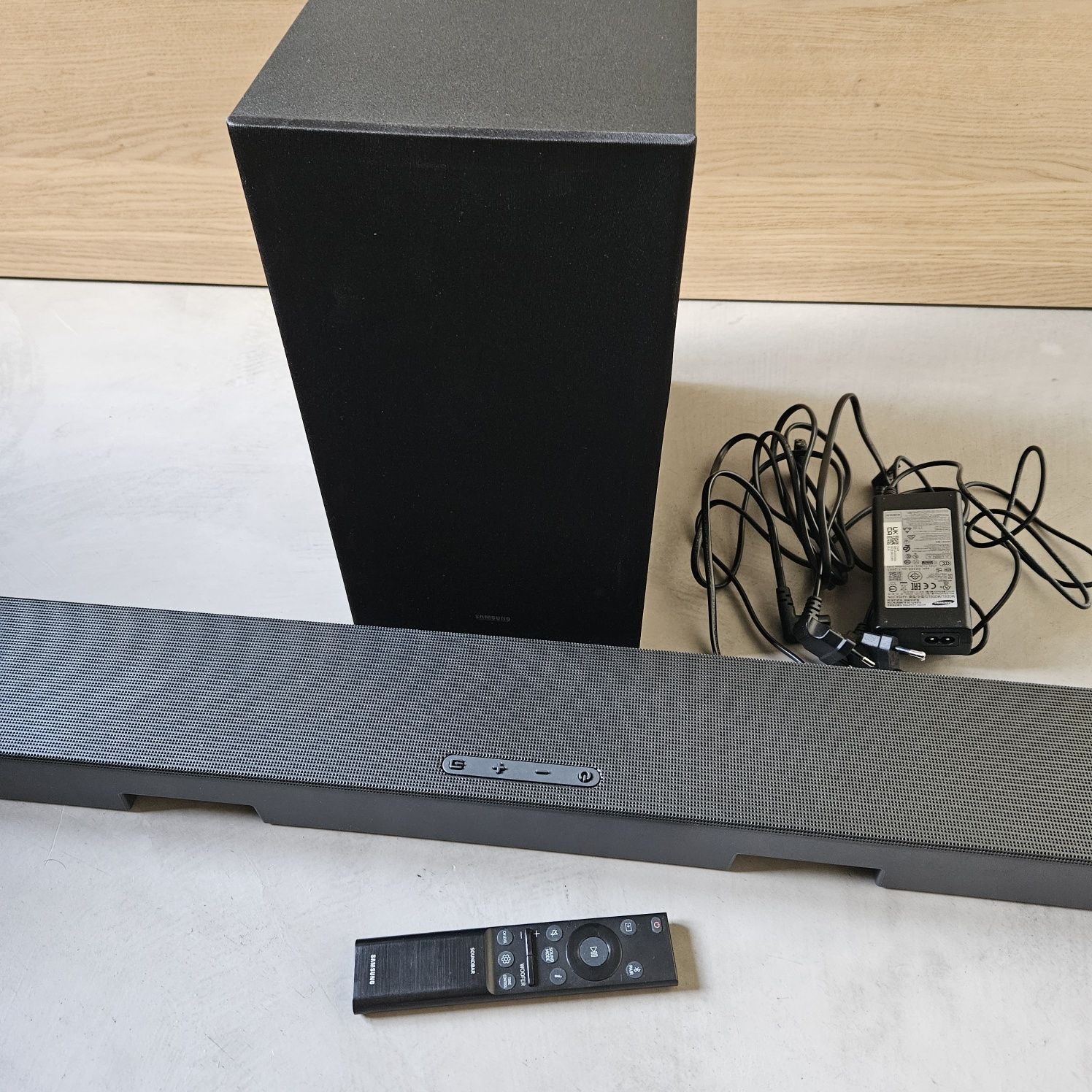 Sprzedam soundbar samsunga