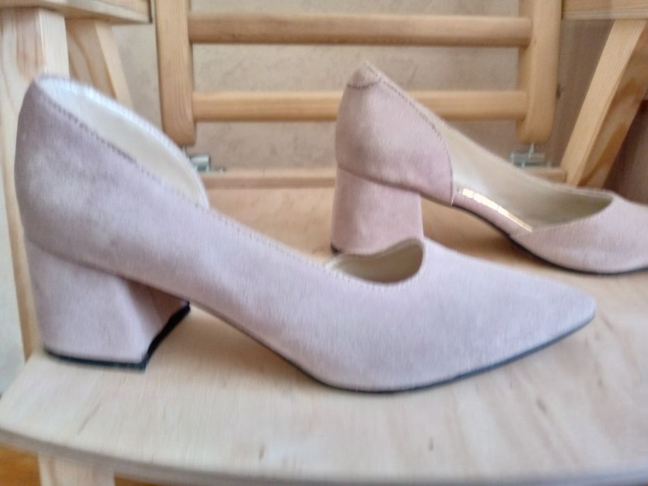 Продам Туфлі жіночі