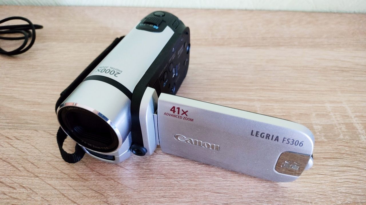 Відеокамера Canon Legria fs306 Silver